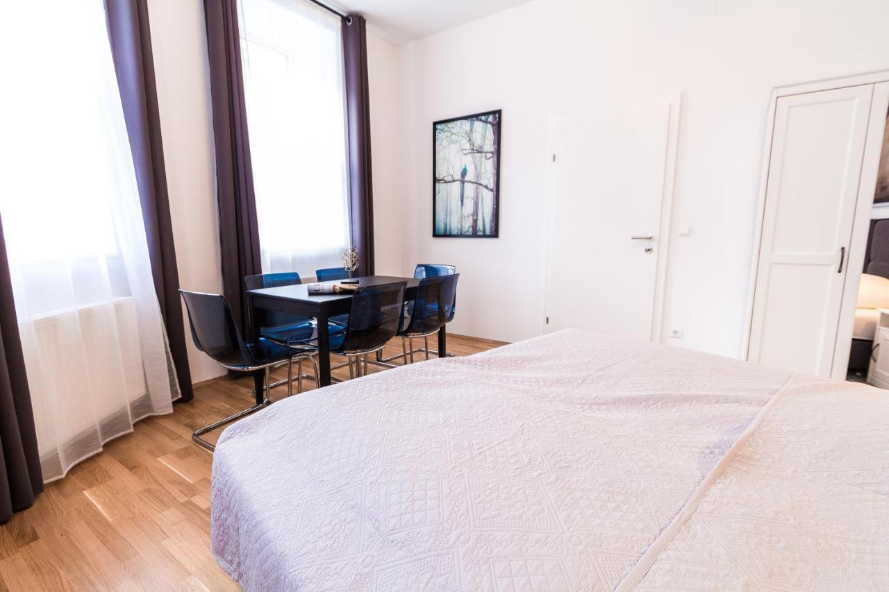 Apartment Familienplatz I Contactless Check-In Wien Eksteriør bilde