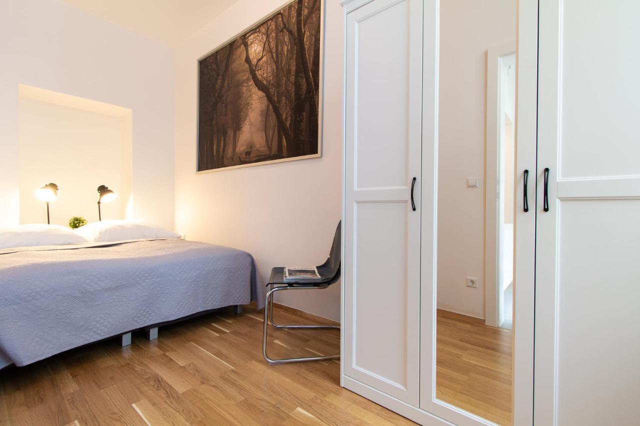 Apartment Familienplatz I Contactless Check-In Wien Eksteriør bilde
