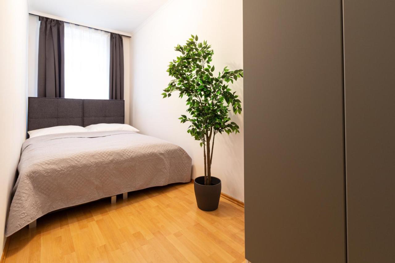 Apartment Familienplatz I Contactless Check-In Wien Eksteriør bilde