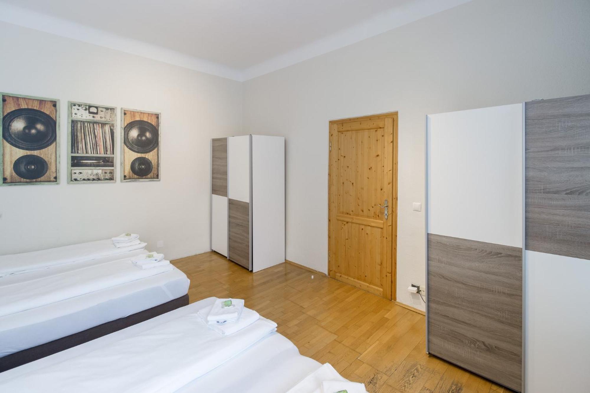 Apartment Familienplatz I Contactless Check-In Wien Eksteriør bilde