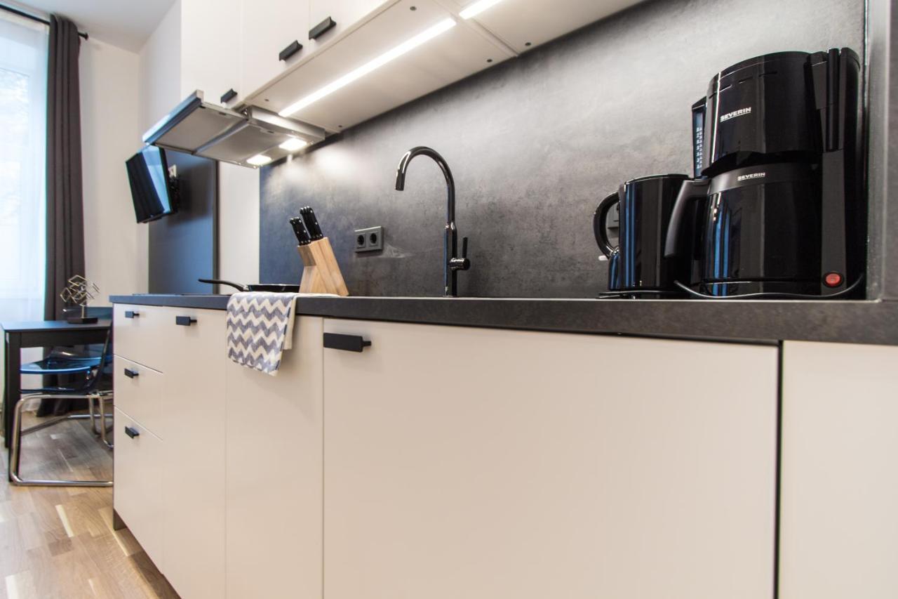 Apartment Familienplatz I Contactless Check-In Wien Eksteriør bilde